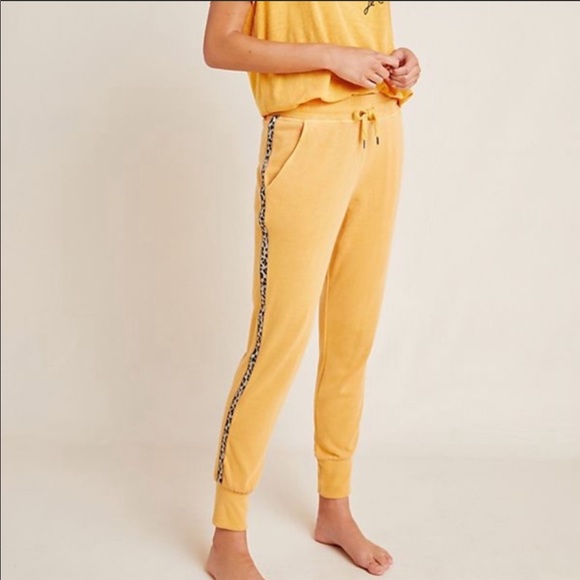 Sundry Leopard Joggers Marigold with Leopard trim - Picture 2 of 6